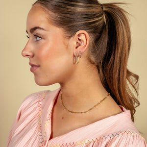 Hoops met steentjes wit/goud