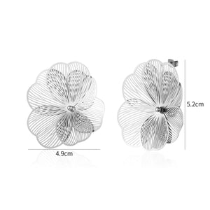 Oorstekers open blossom zilver