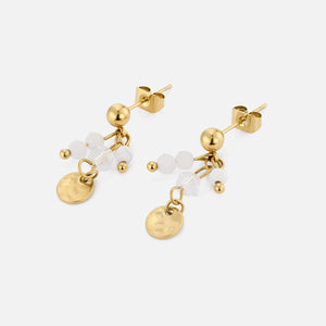 Oorstekers wit gekleurde kralen goud