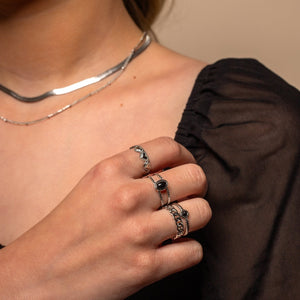 Ring zwarte steen zilver
