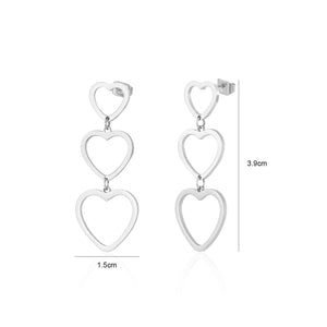 Drie hangende hartjes zilver